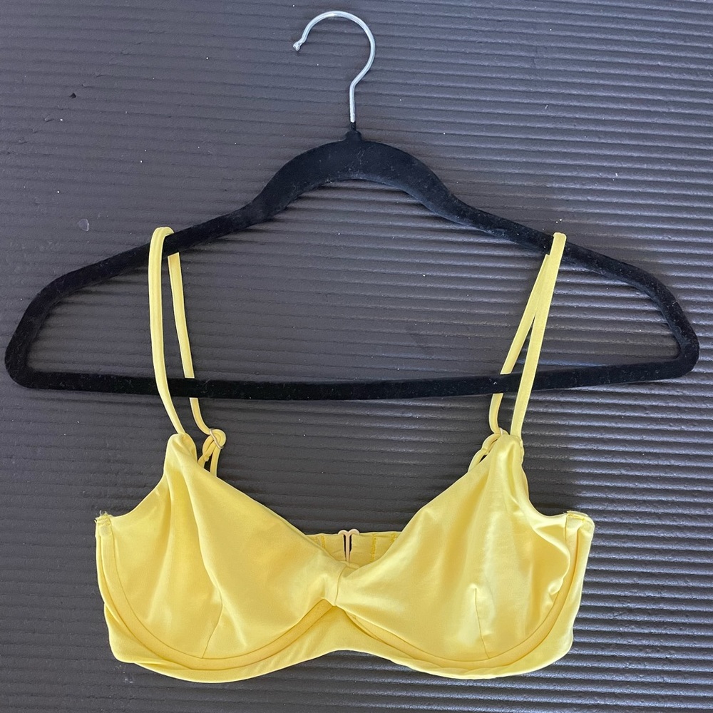 Billabong underwire bikini top